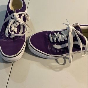 PURPLE VANS